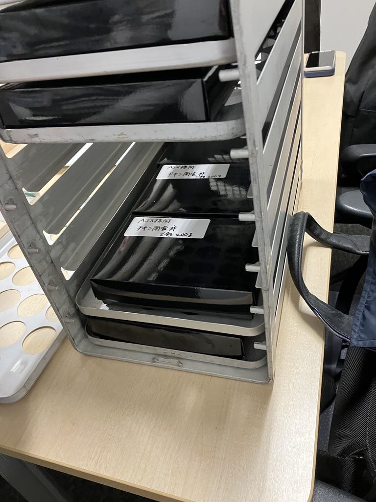 実際に機内で使われるスチームコンベクションでの検証